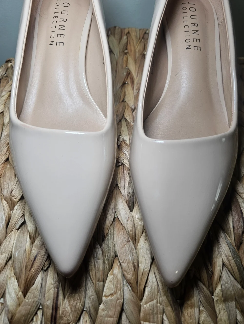 Journee Collection gently used